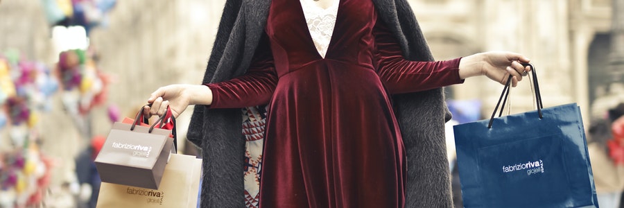 How to Save Money on Your Summer Holidays With Coupons